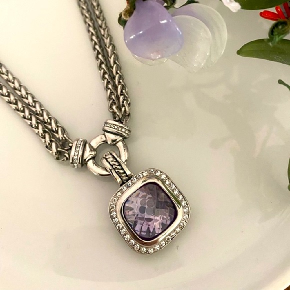ROBLYN DESIGNS Stone Pendant Necklace - Picture 4 of 8